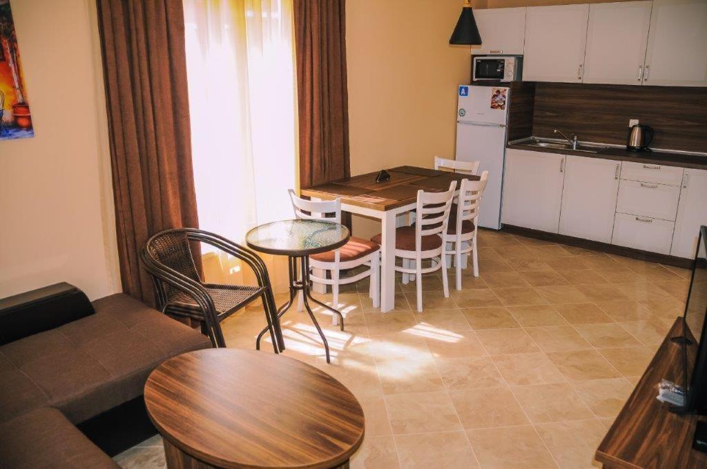 Apartments In Rif 3 Ravda Exterior foto